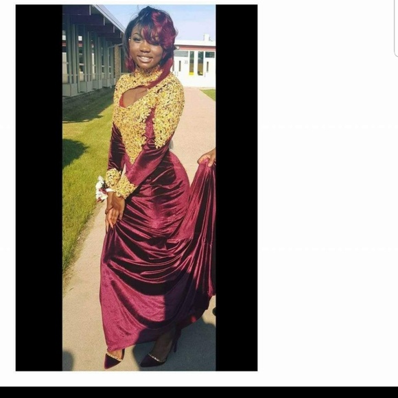 Prom dress - Picture 1 of 3